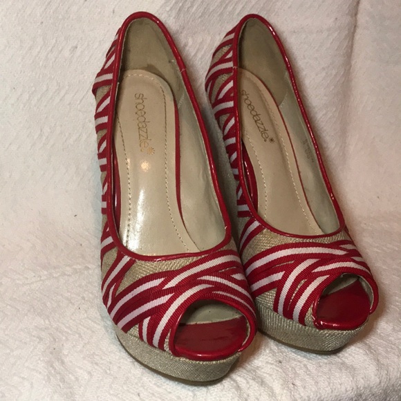 Red and white stripe platform w/ tan fabric heels - Picture 7 of 8